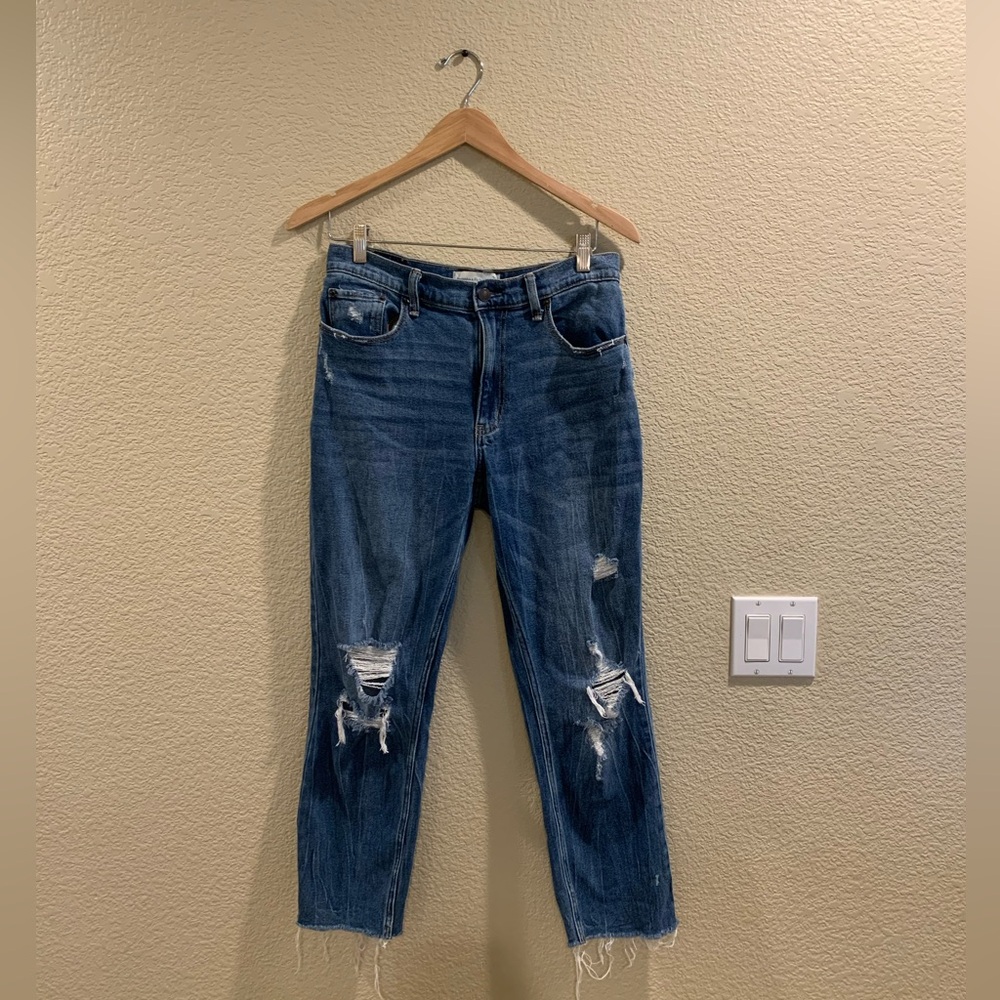 Abercrombie mom jeans